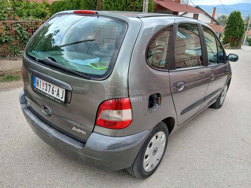 Renault Scenic 1.9 dci