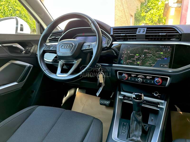 Audi Q3 2.0/35TDI/MATRIX