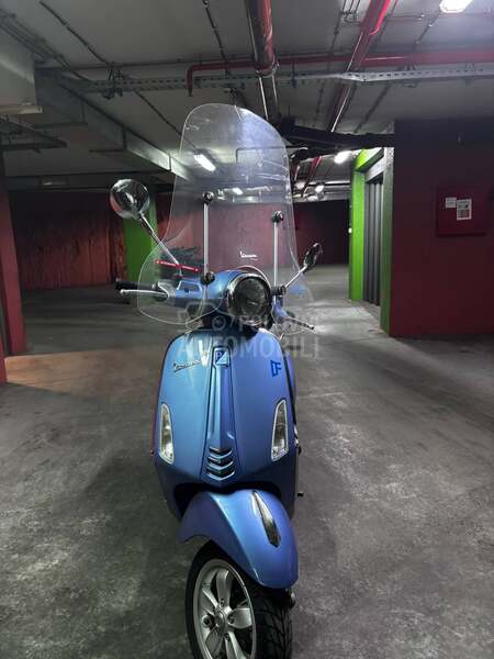 Vespa primavera