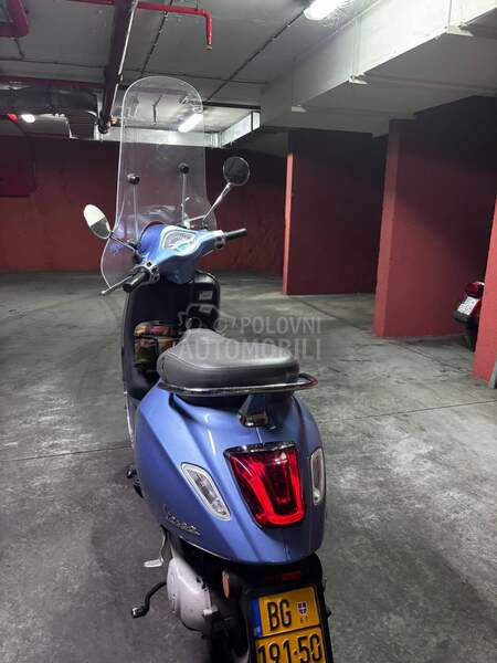 Vespa primavera