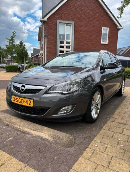 Opel Astra J 1.7CDTI