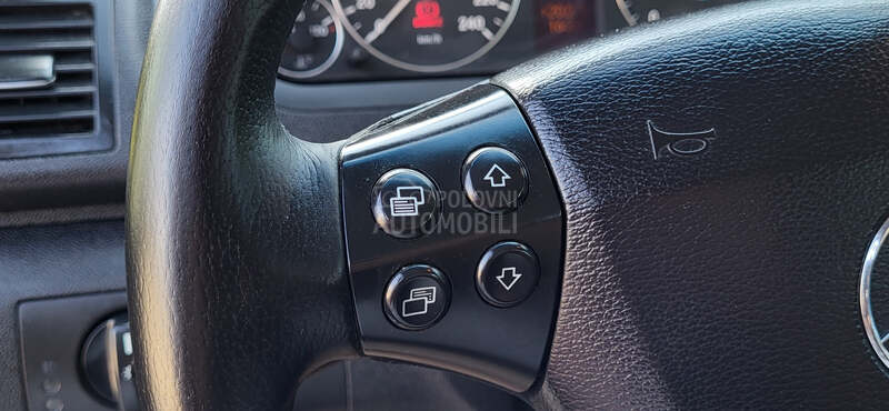 Mercedes Benz A 180 