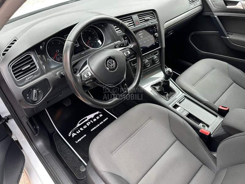 Volkswagen Golf 7 7.5 Comfortline