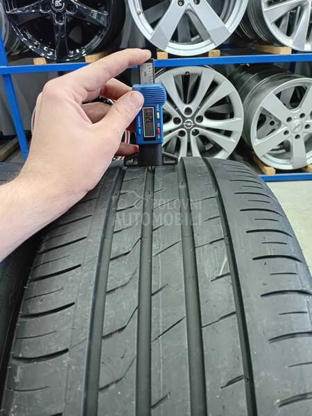 Nexen 215/50 R17 Letnja