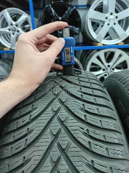 BFGoodrich 215/65 R16 Zimska
