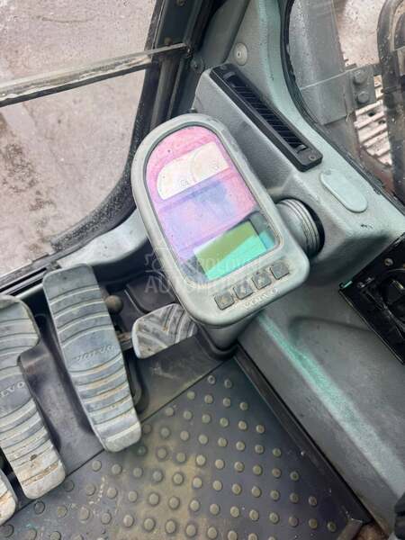 Volvo EC 290BLC komplet sredjen