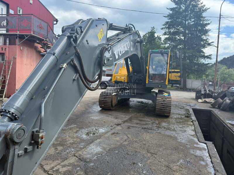 Volvo EC 290BLC komplet sredjen