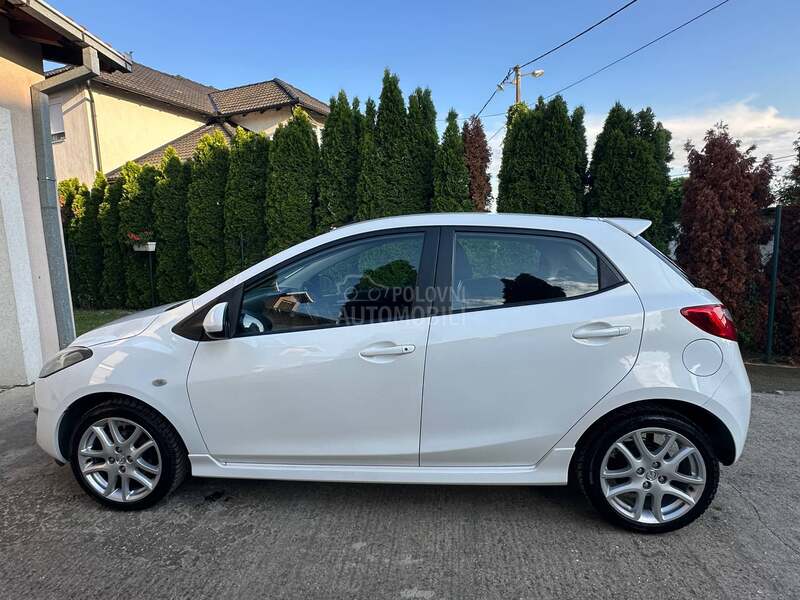Mazda 2 1.5 GTA  PERLA  CH