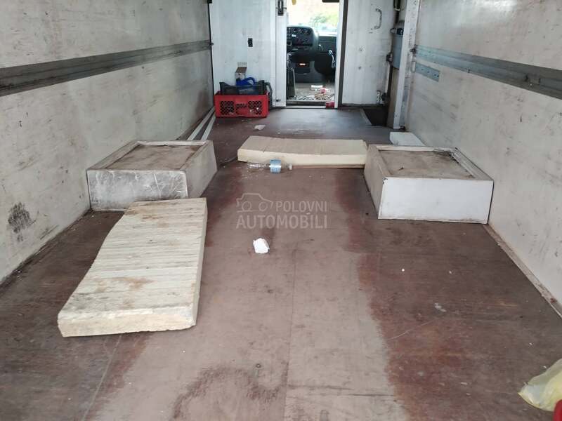 Iveco Daily fabrički metan