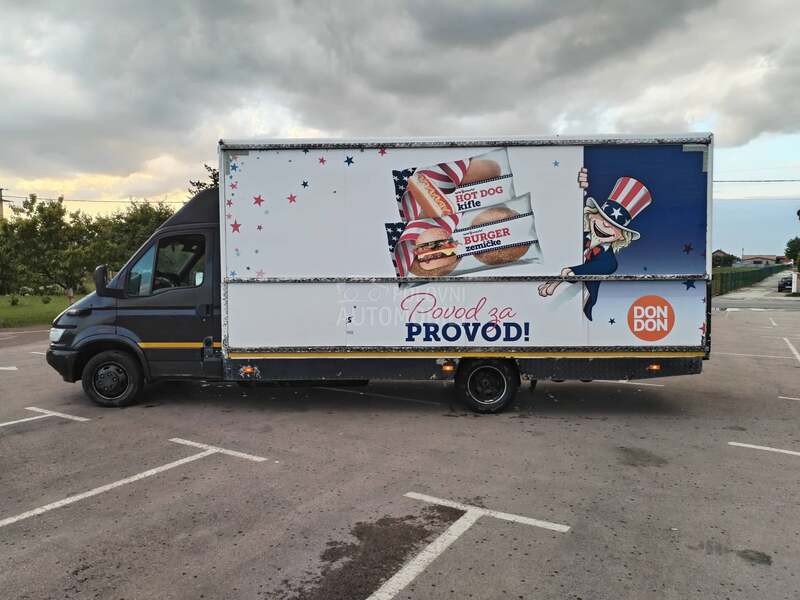 Iveco Daily fabrički metan