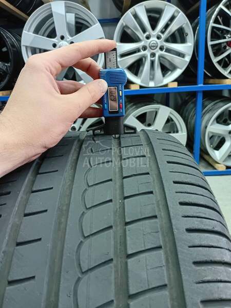 Pirelli 255/35 R19 Letnja