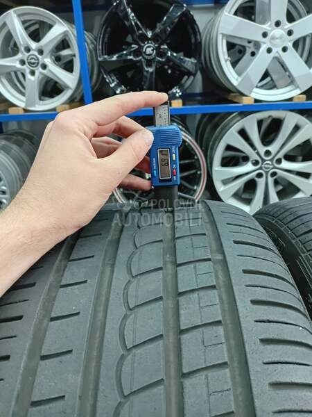 Pirelli 255/35 R19 Letnja