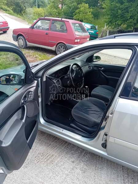 Ford Focus 1.8.