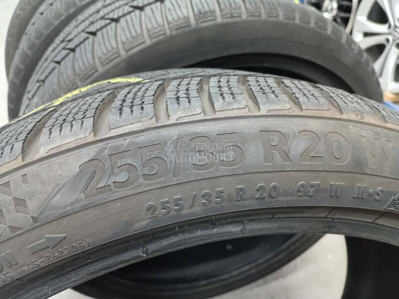 Continental 255/35 R20 Zimska