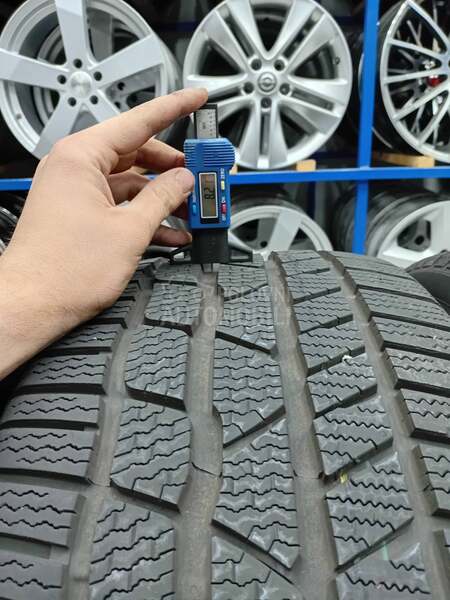 Continental 255/35 R20 Zimska