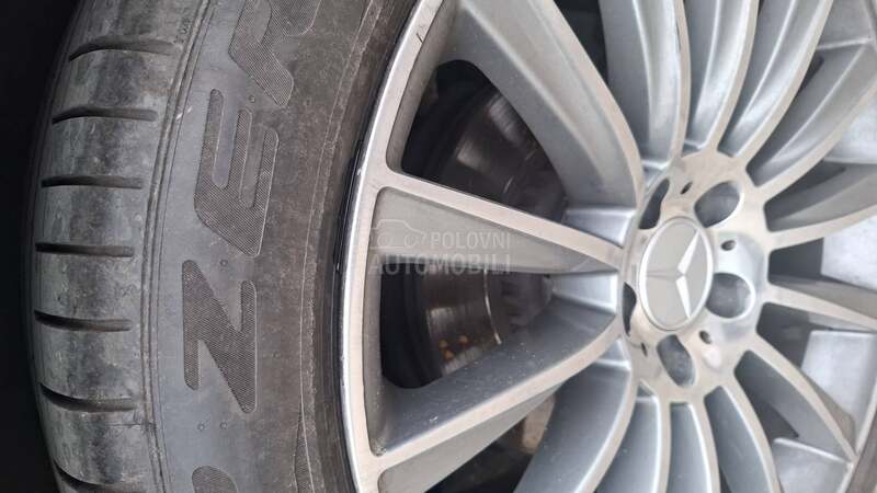 Pirelli 275/40 R19 Letnja