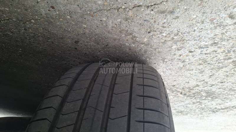 Pirelli 275/40 R19 Letnja