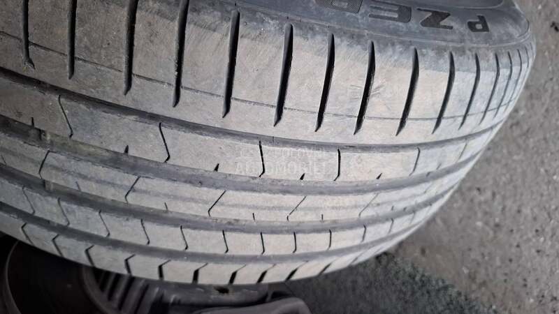 Pirelli 275/40 R19 Letnja