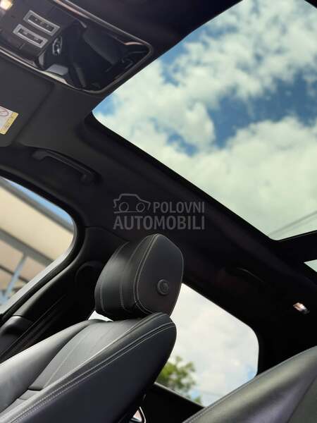 Land Rover Range Rover Velar D300 ALLBLACK VAZDUH