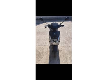 Peugeot kissby