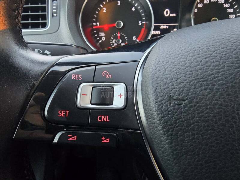 Volkswagen Polo XENON,HIGHLINE
