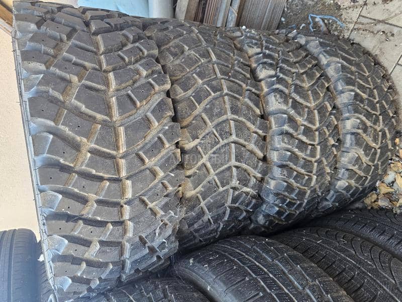 Ostalo 255/60 R18 Sve sezone