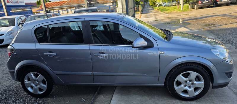 Opel Astra H 1.3 CDTI N.A.V.I