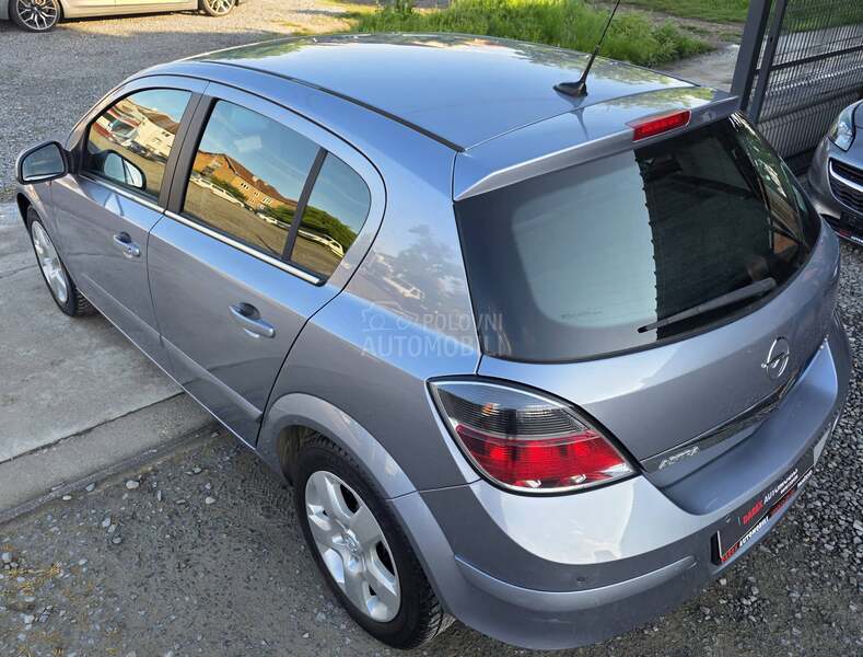 Opel Astra H 1.3 CDTI N.A.V.I