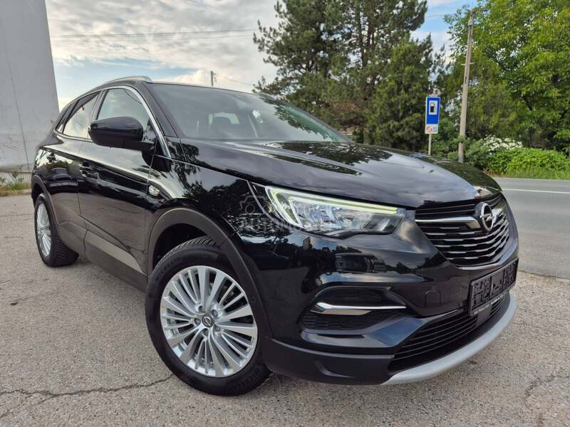 Opel Grandland X 1.5CDTI
