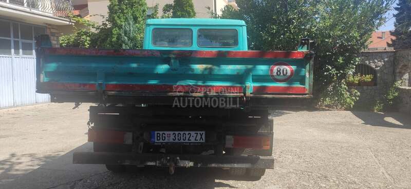 Mercedes Benz 811 Vario