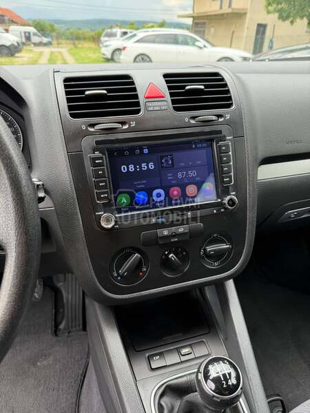 Volkswagen Jetta 2.0 fsi CH