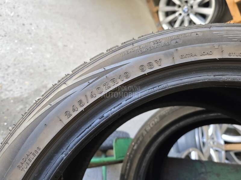 Tracmax 245/40 R19 Sve sezone
