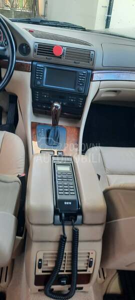 BMW 730 