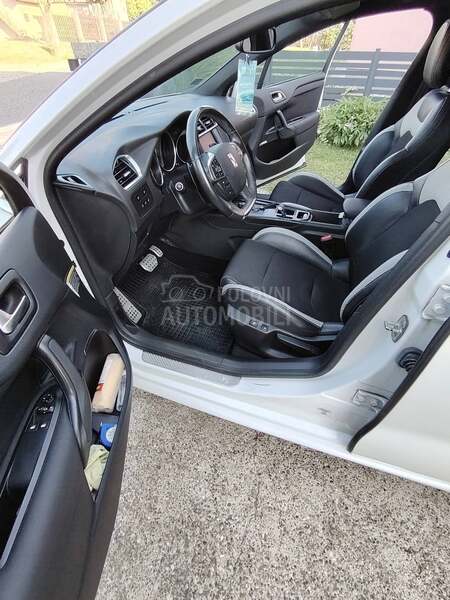 Citroen DS4 PERLA