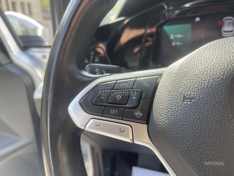 Volkswagen Golf 8 1.5 B Metan