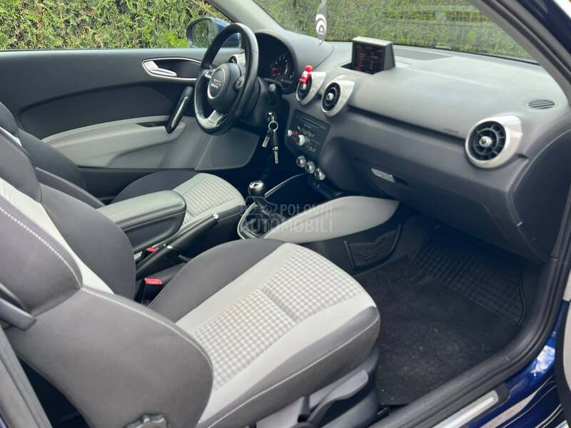 Audi A1 1.2 TFSI /FABRIKA/