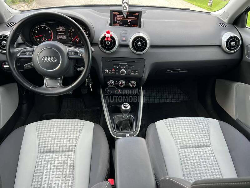 Audi A1 1.2 TFSI /FABRIKA/