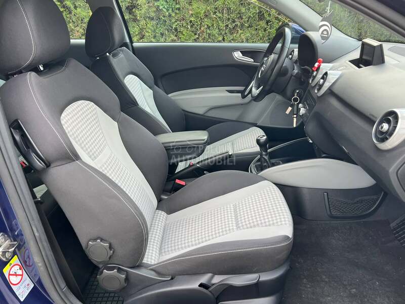 Audi A1 1.2 TFSI /FABRIKA/