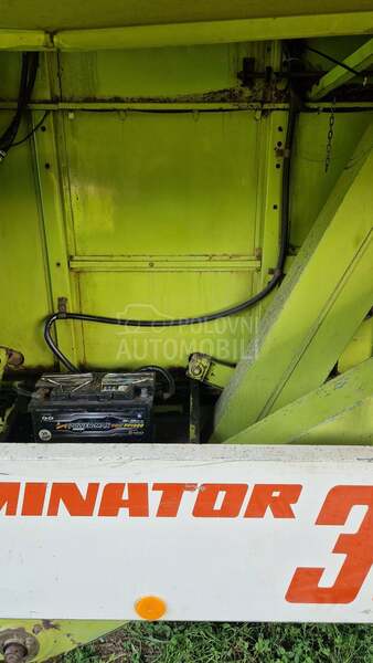 Claas dominator 38