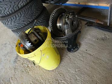 zadnji diferecijal za Mitsubishi Pajero od 1991. do 2004. god.