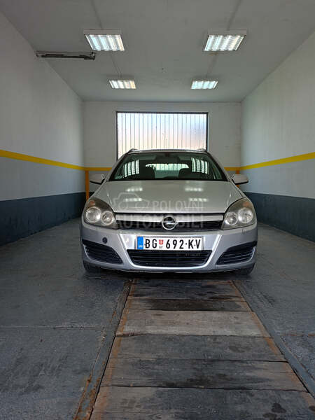 Opel Astra H 