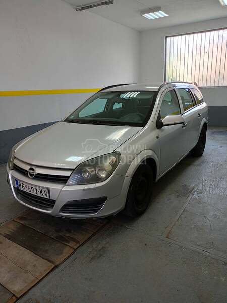 Opel Astra H 