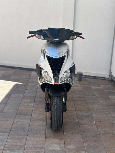 Aprilia sr50