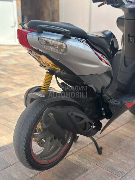 Aprilia sr50