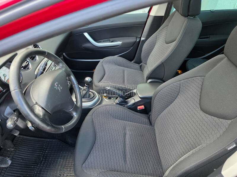 Peugeot 308 SW E XX T  R  A
