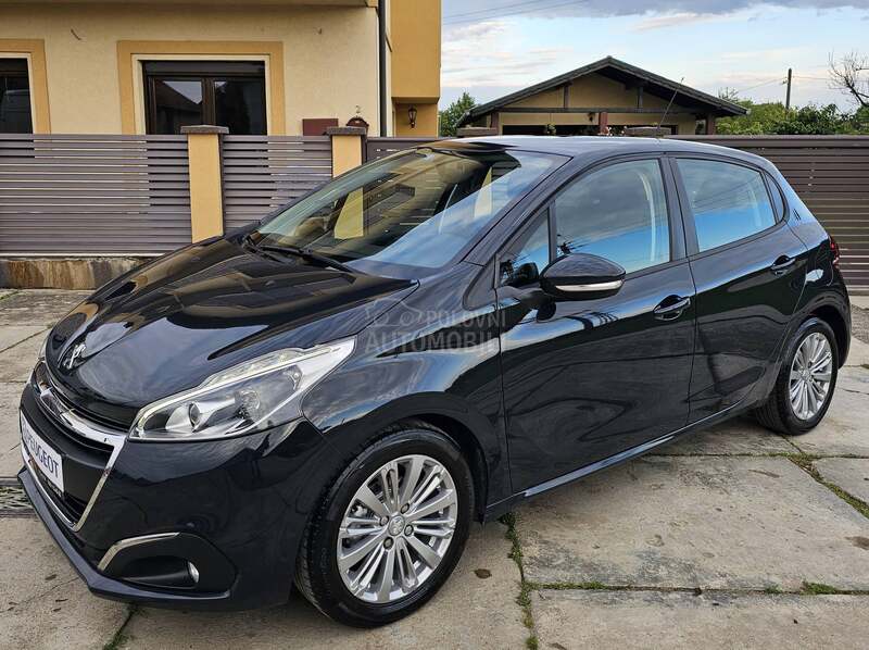 Peugeot 208 //TOOP STANjE