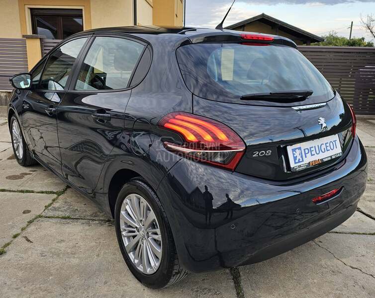 Peugeot 208 //TOOP STANjE