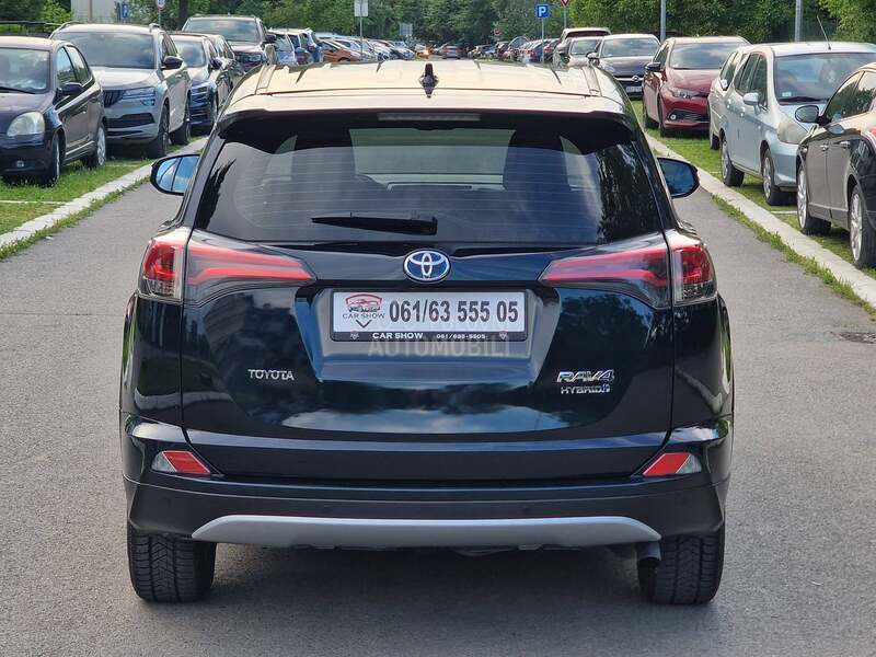 Toyota RAV 4 2.5HYBRID/4WD