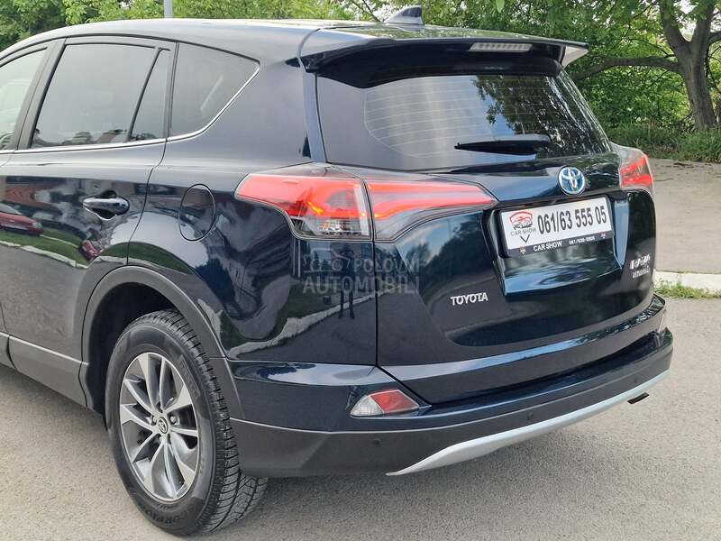 Toyota RAV 4 2.5HYBRID/4WD
