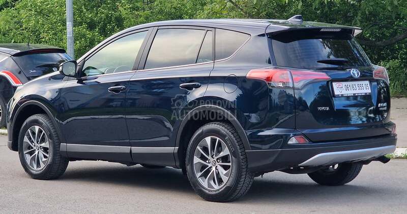 Toyota RAV 4 2.5HYBRID/4WD
